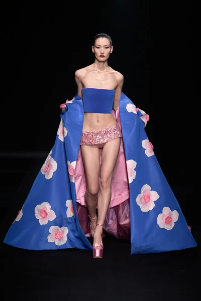 Look 83